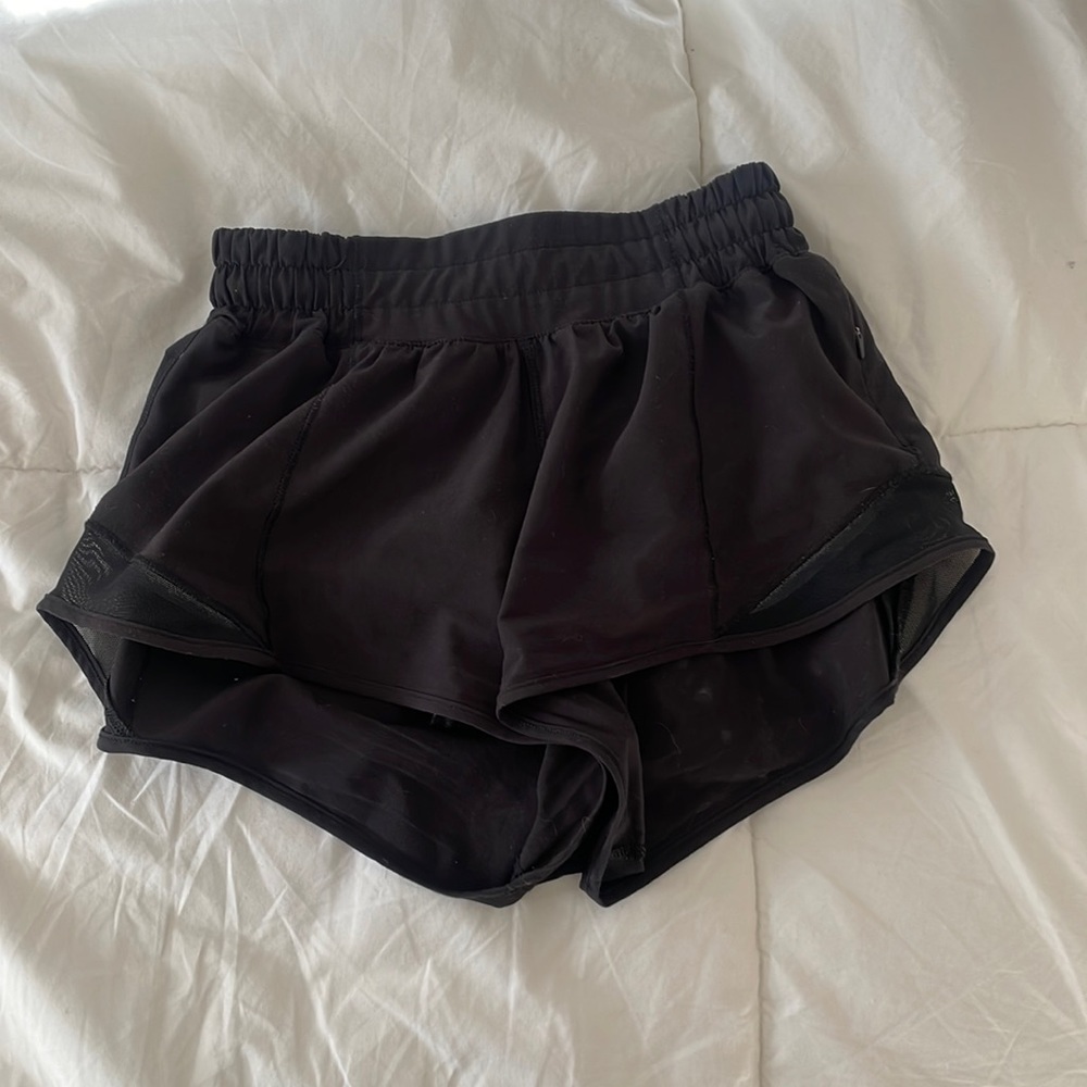 Lululemon Hotty Hot low Shorts